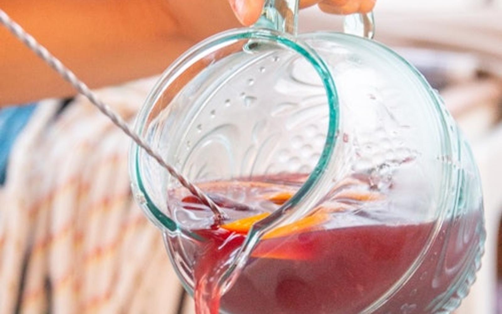 Barcelona: Small-Group Sailing with Sangria Workshop