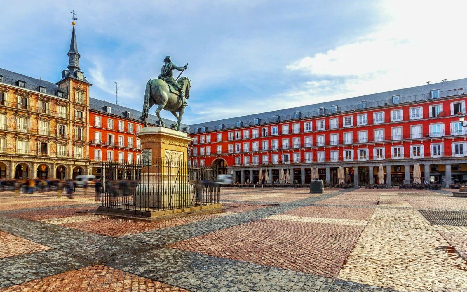Àudio tour autoguiat de Madrid