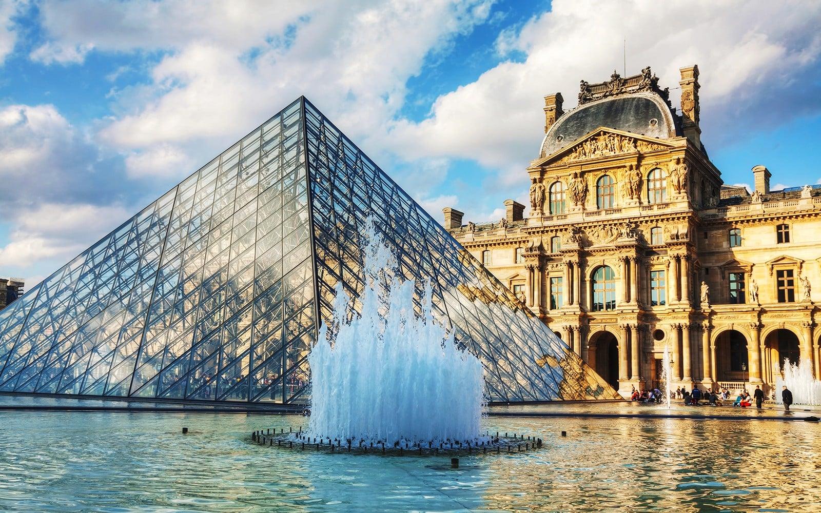 Paris Self Guided Audio Tour