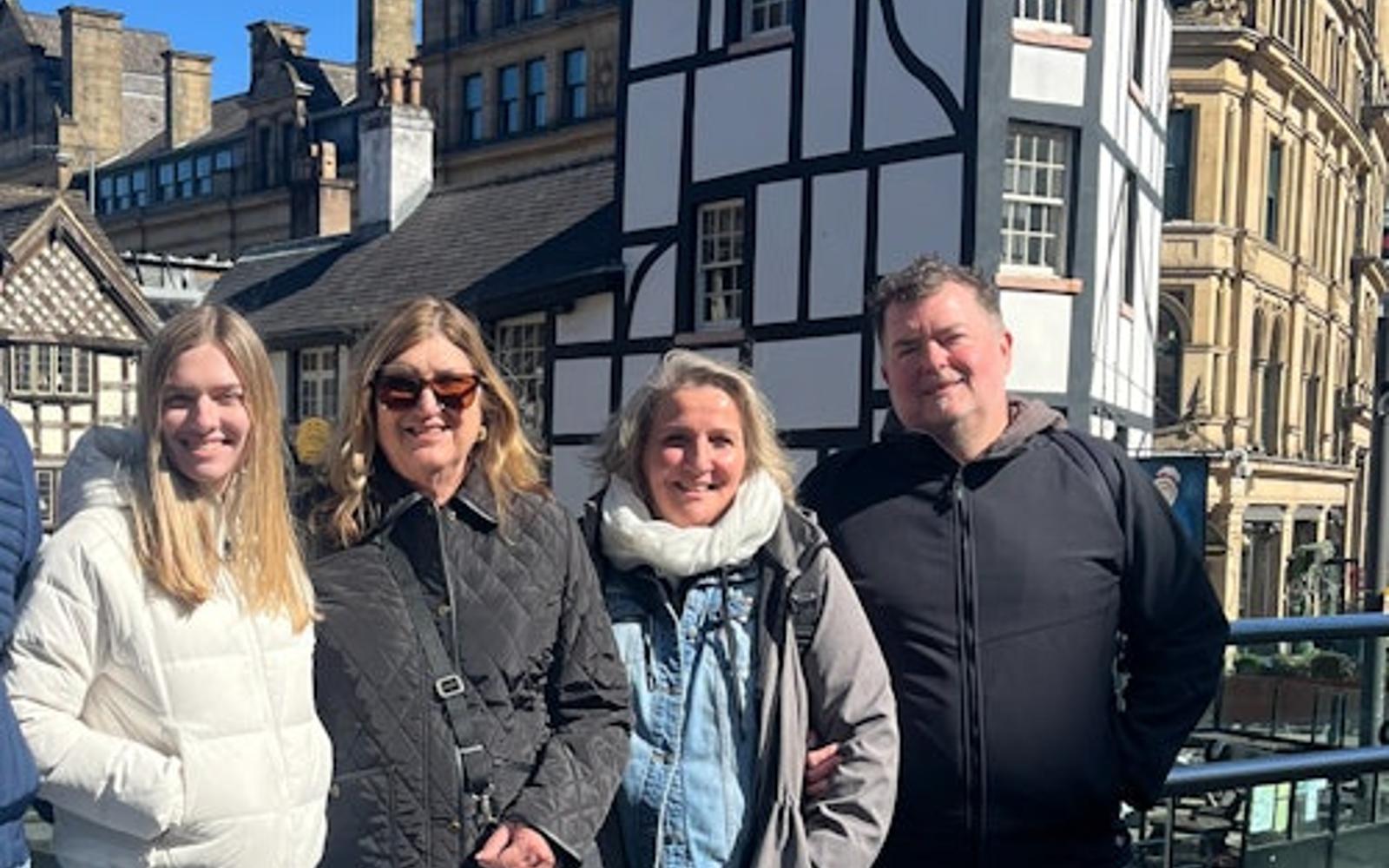 Manchester: Guided City Centre Walking Tour