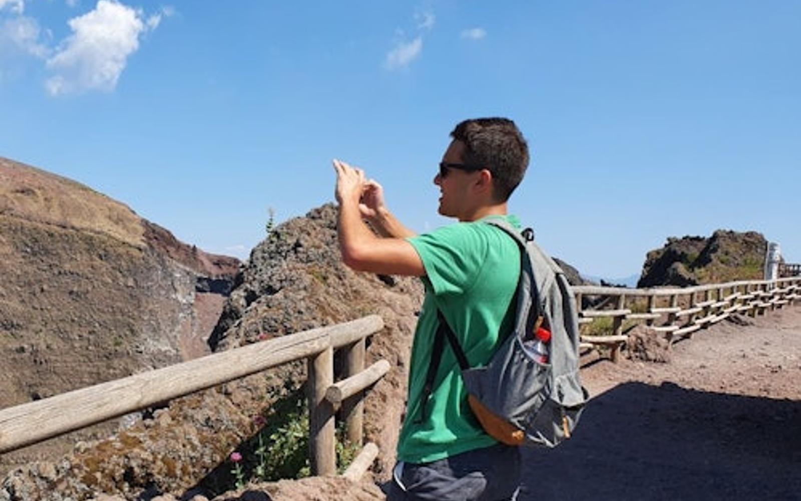 Vesubi: Entrada Salta la Cua + Excursió de Dia des de Pompeia