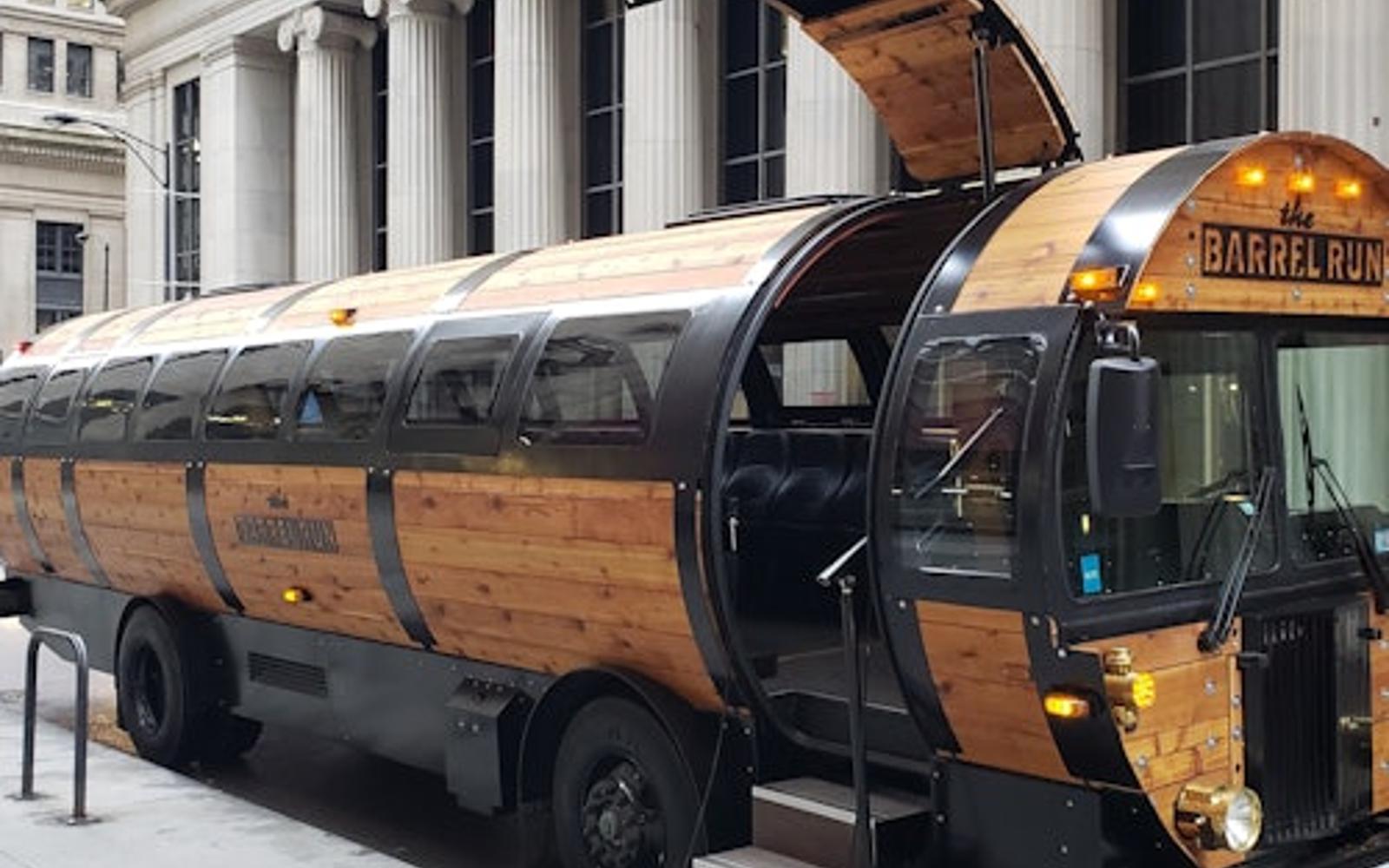 Chicago: Craft Brewery Barrel Bus Tour