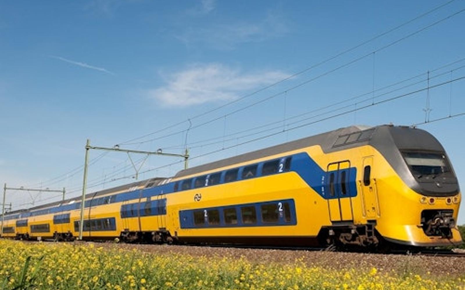 Amsterdam: Train Transfer To/From The Hague and Amsterdam