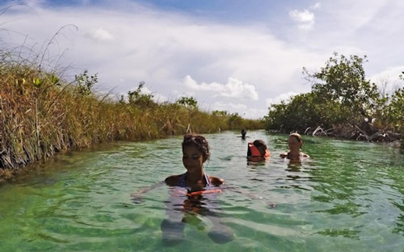 Sian Ka'an Biosphere Reserve & Muyil Ruins: Guided Tour + Boat Ride + Transfer
