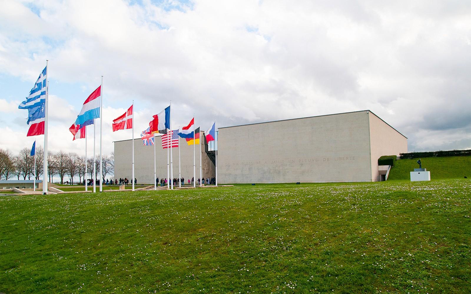 Caen: Memorial Museum Ticket & D-Day Landings Audio Guide