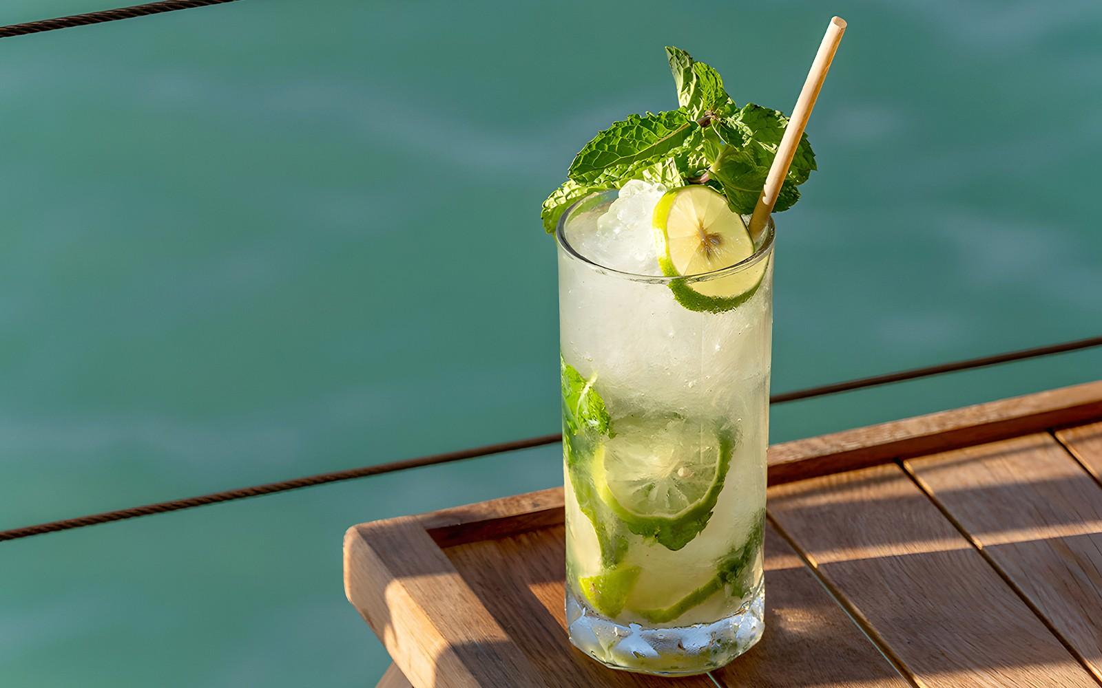 ইয়োনা বিচ ক্লাব ফুকেট: পুল বেড tickets at Yona Beach Club Phuket, Phuket