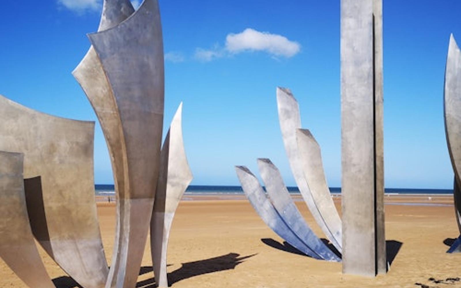 Normandy: Half-Day D-Day Landings Tour + US Cemetery tickets at Normandy Day Trips from Bayeux, Bayeux