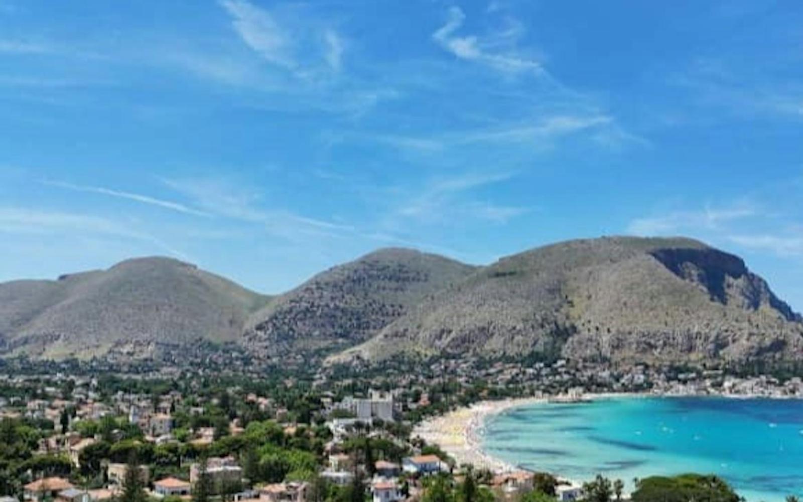 Mondello: Rock Climbing Adventure + Roundtrip Transfer tickets at Palermo Hiking, Palermo