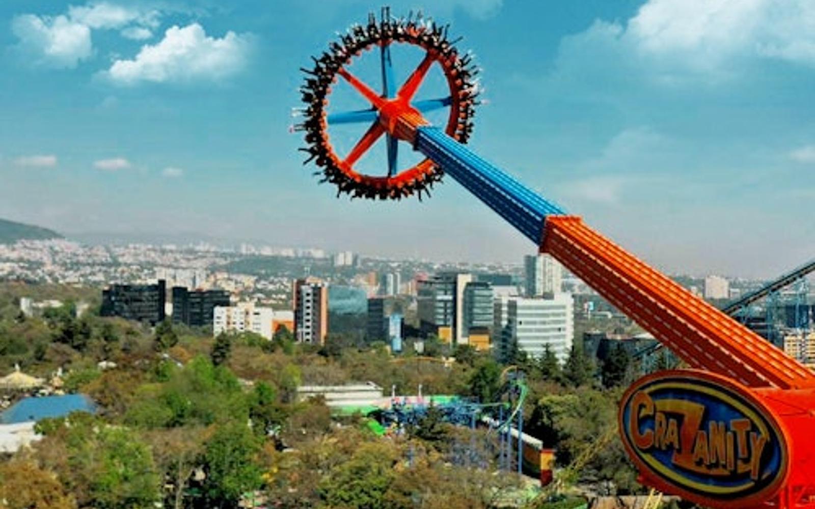Six Flags Мексика: Билет на день