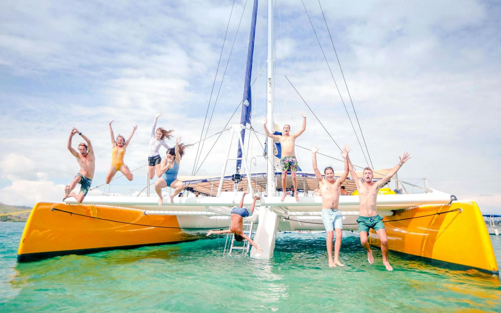 Full-Day South Sea Sailing Adventure with Lunch, Drinks & Hotel Transfers tickets, Denarau Island