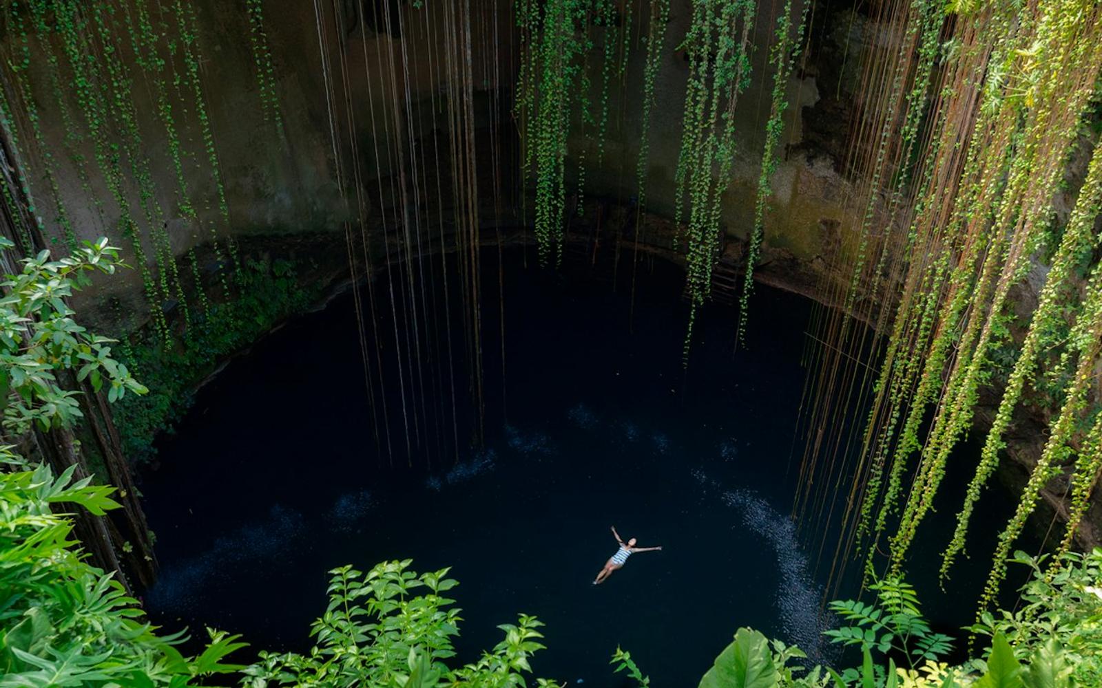 Chichén Itzá, Izamal, & Cenote Xcajum: Roundtrip Transfer from Mérida + Lunch tickets at Chichén Itzá Day Trips from Cancún, Tulum