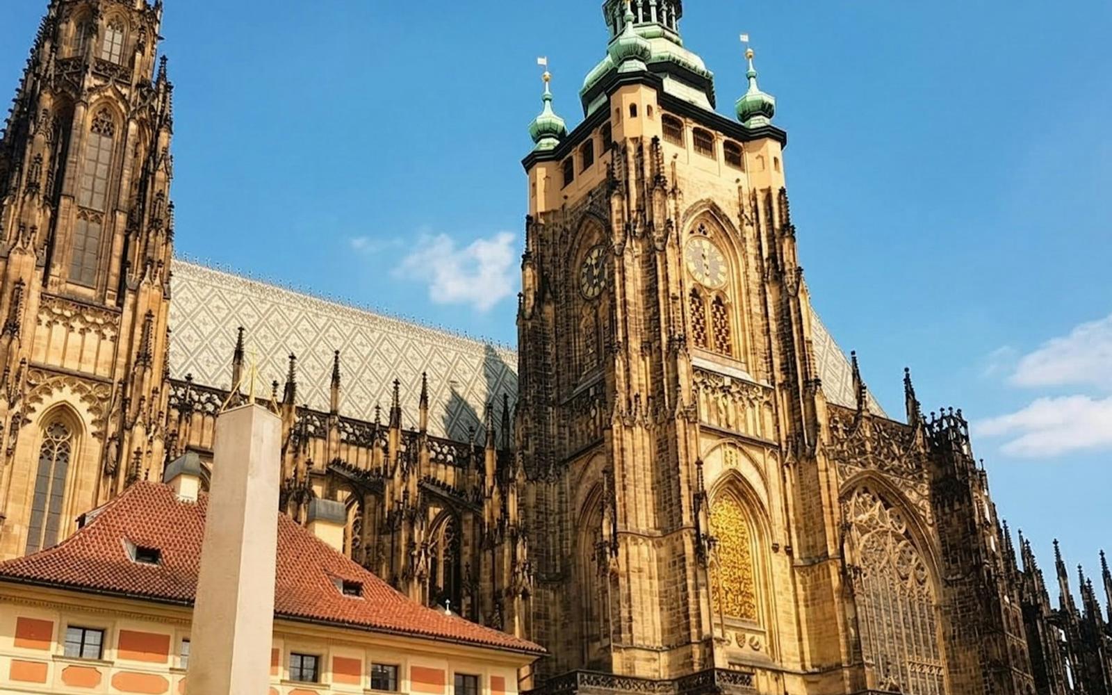 Prague Castle: Entry Ticket + Introduction