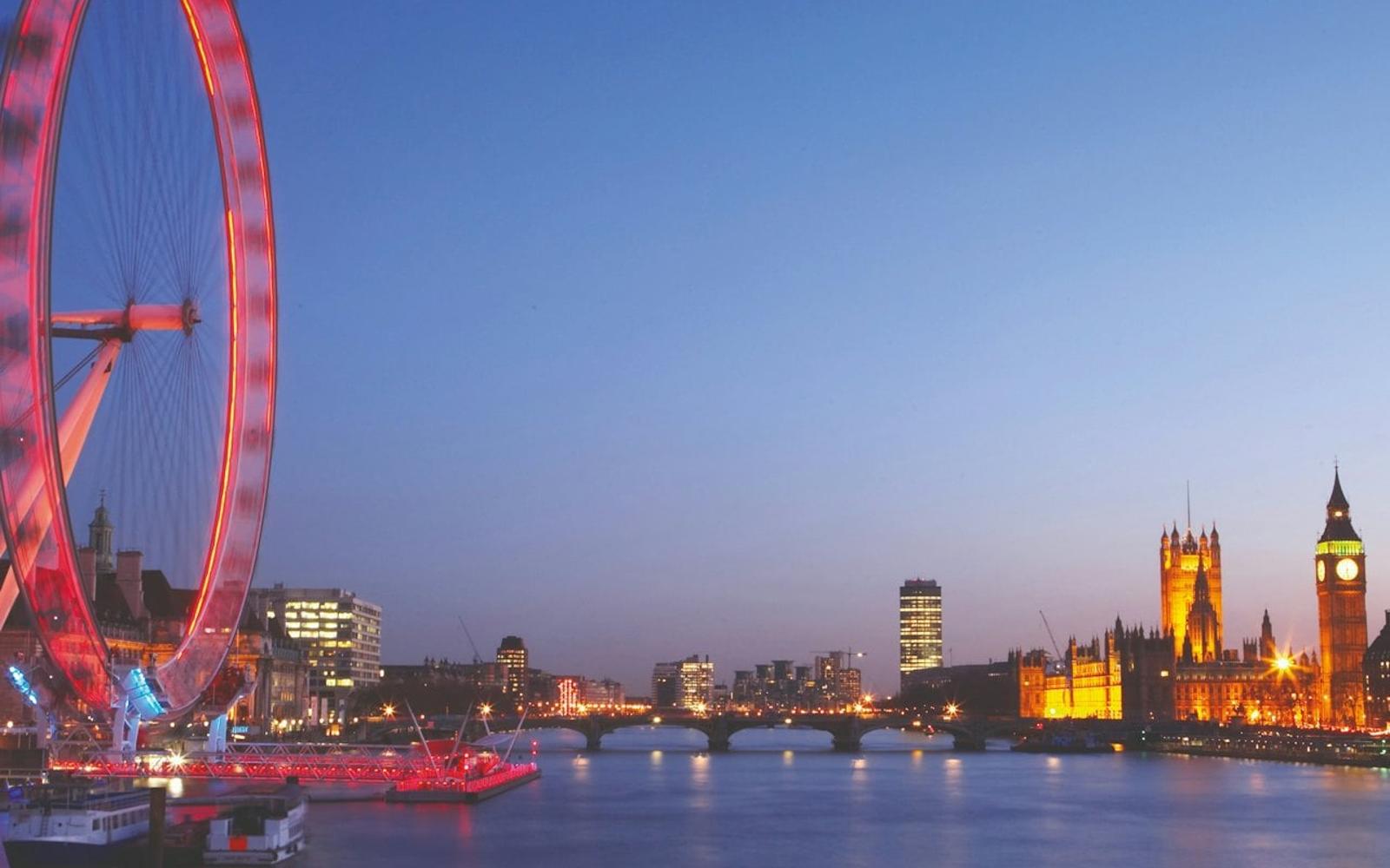London: Guided Night Open-Top Bus Tour tickets at London Hop-on Hop-off Tours, London