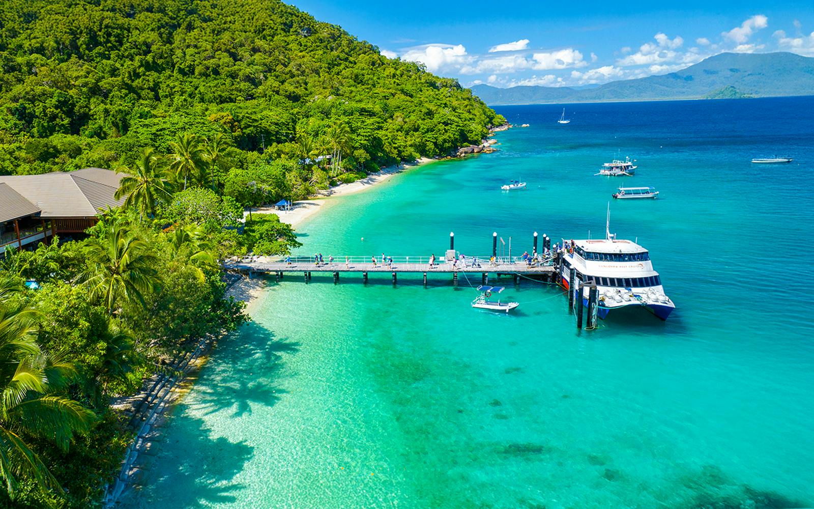 From Cairns: Fitzroy Island Round Trip Ferry Transfers tickets, Cairns