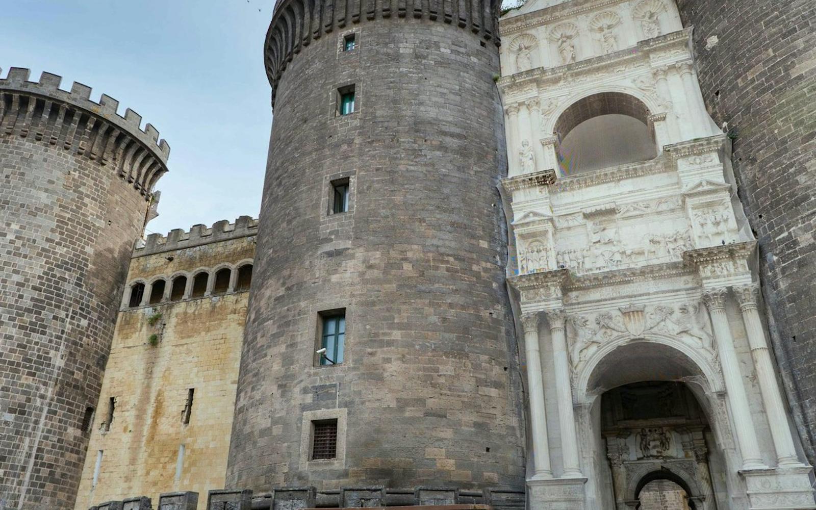 Castel Nuovo: Entry Ticket + Audio Guide