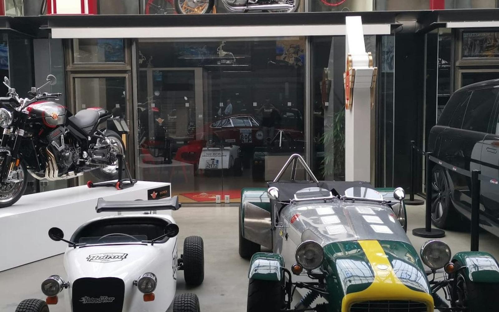 Berlin: Mini Hot Rod Classic Remise Tour tickets at Berlin City Tours, Berlin