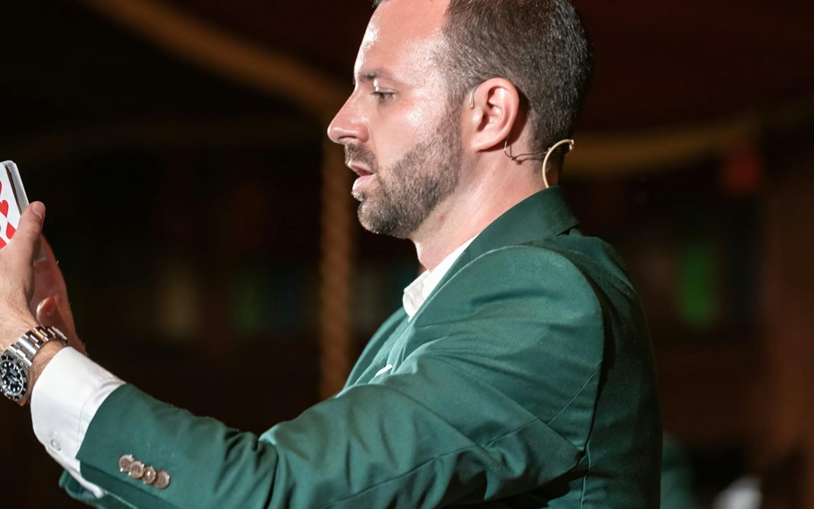 Mirage Theater: Magic Dinner Show