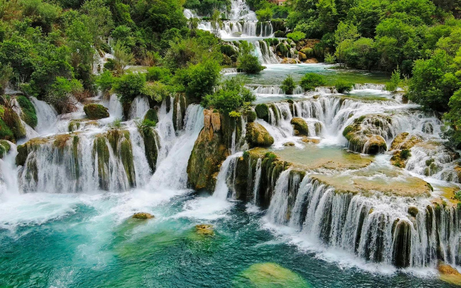 Krka Waterfalls and Šibenik Private Tour from Split
