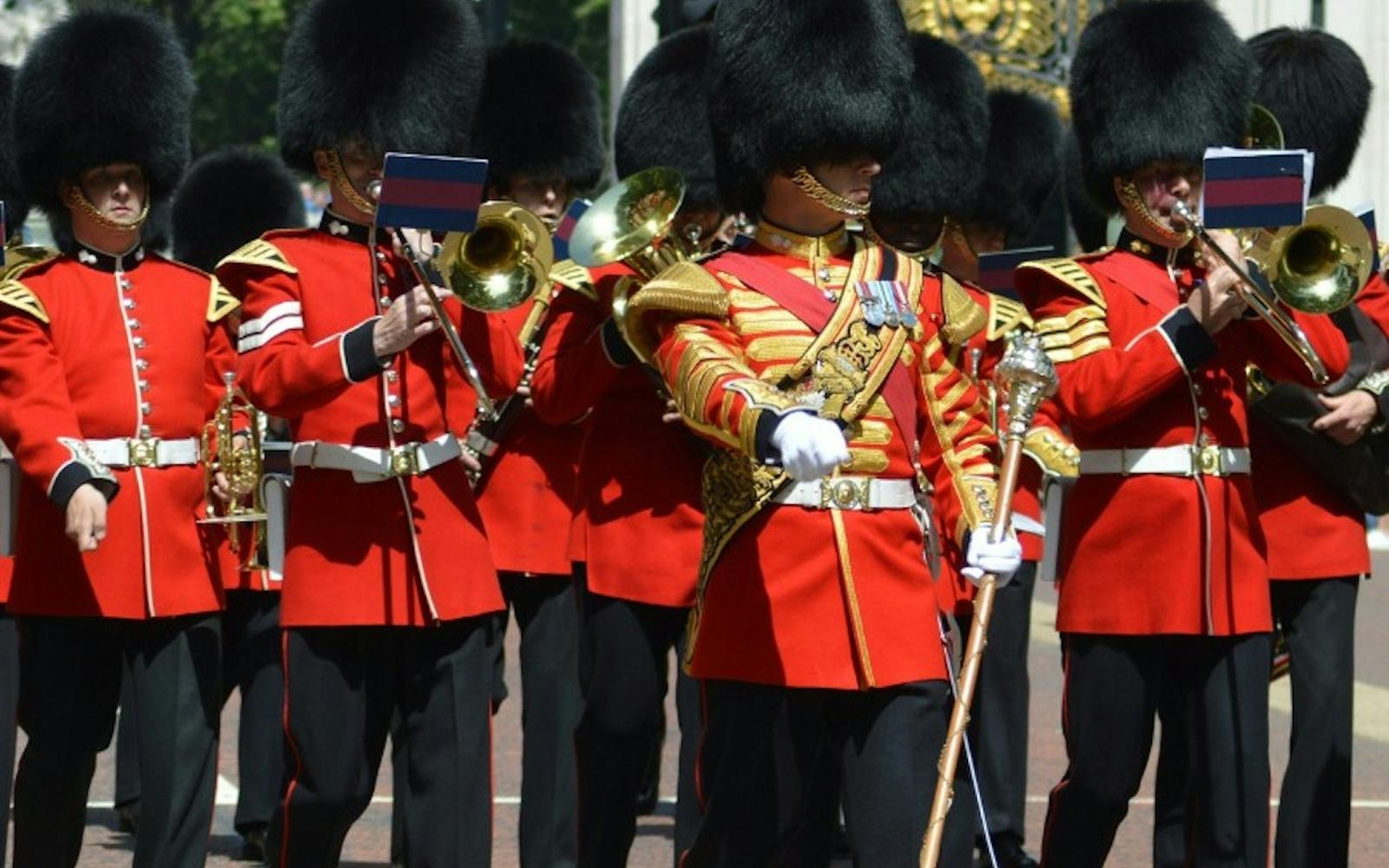 London: Changing of the Guard Walking Tour tickets at London Walking Tours, London