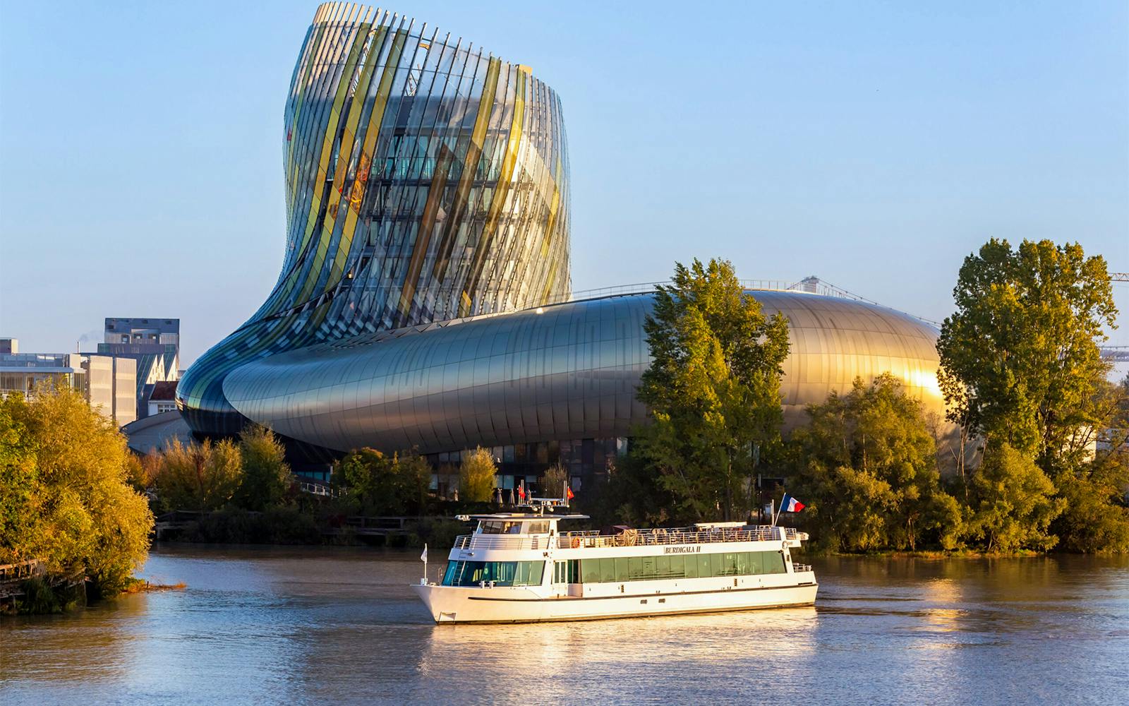 Bordeaux River Cruise with live commentary