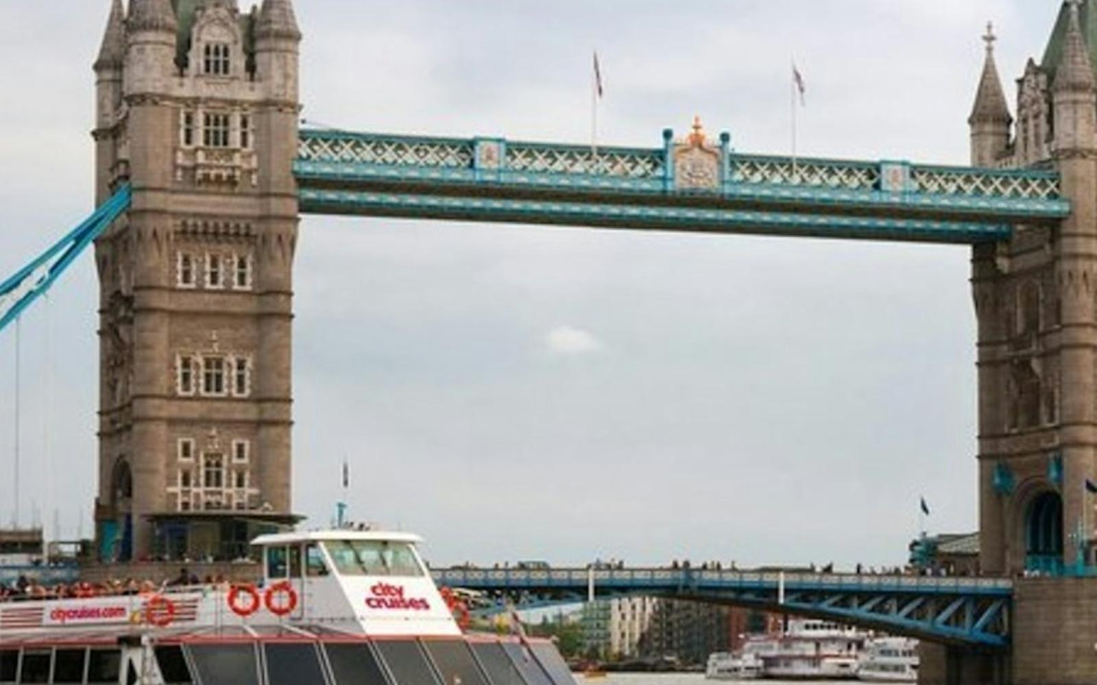 London: Guided Walking Tour + River Cruise tickets at London Walking Tours, London