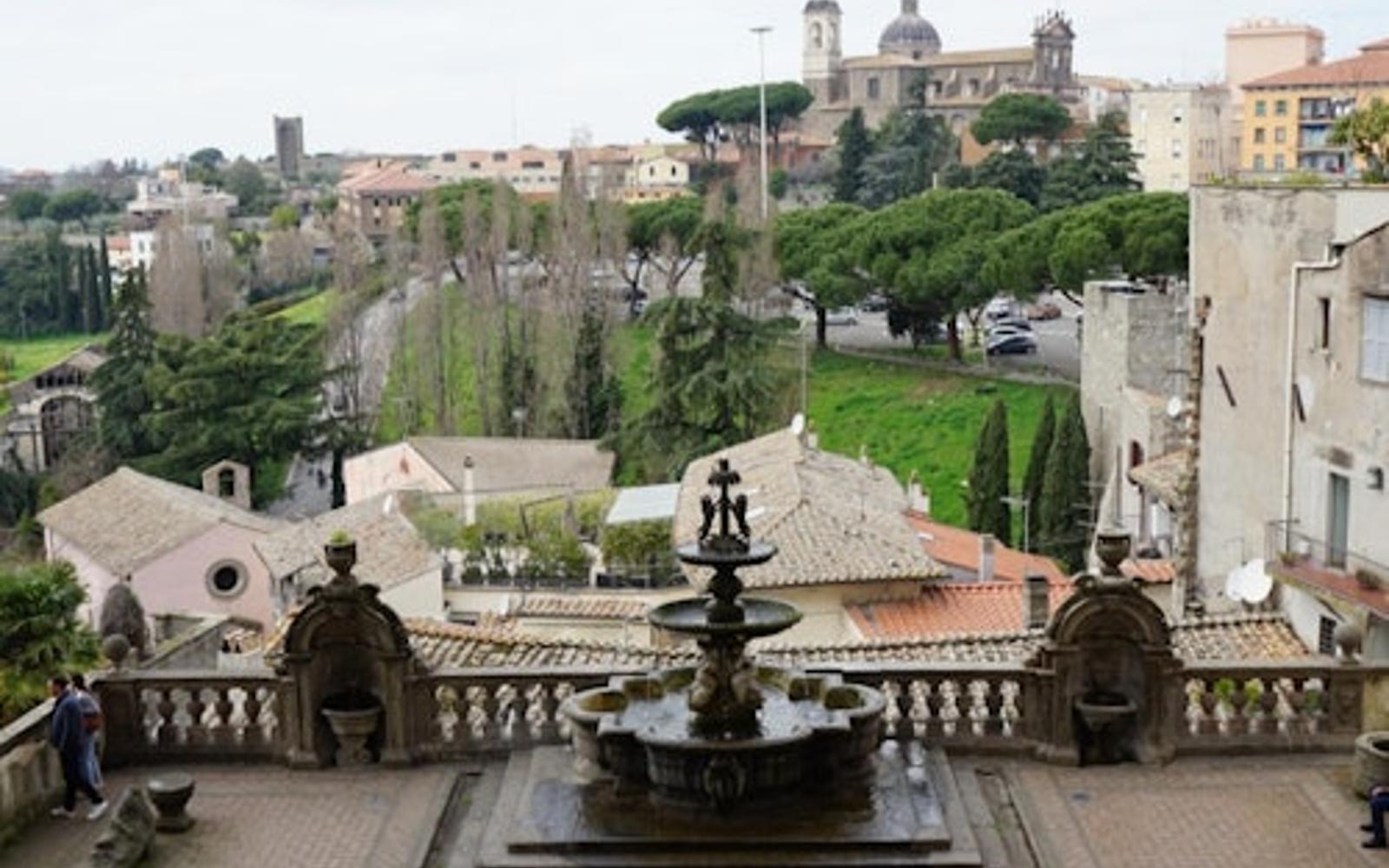 Palazzo dei Priori: Skip The Line Ticket at Palacio del Flamenco, Carrer de Balmes 139, Viterbo