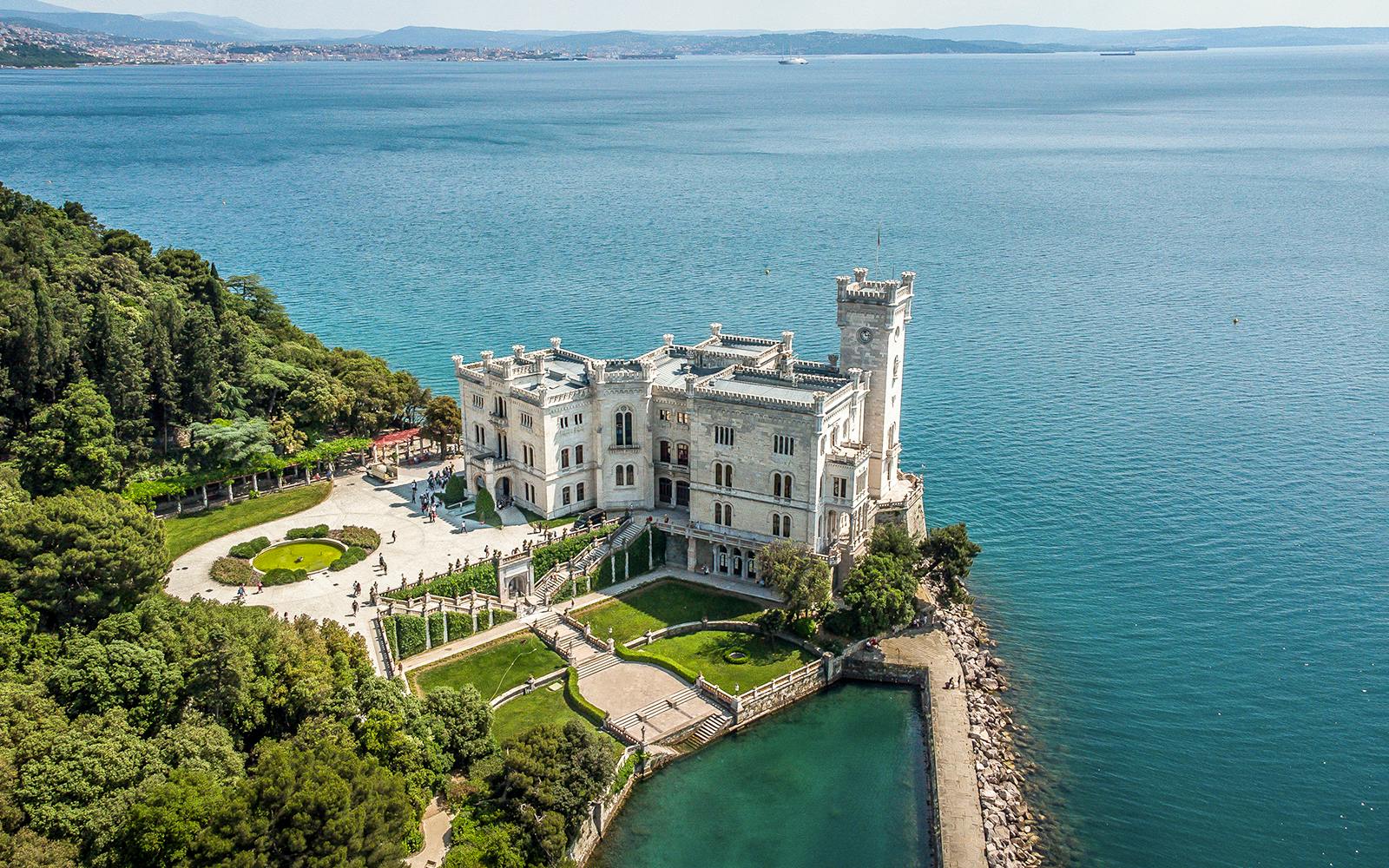 Miramare Castle Entry Tickets with Audio Guide