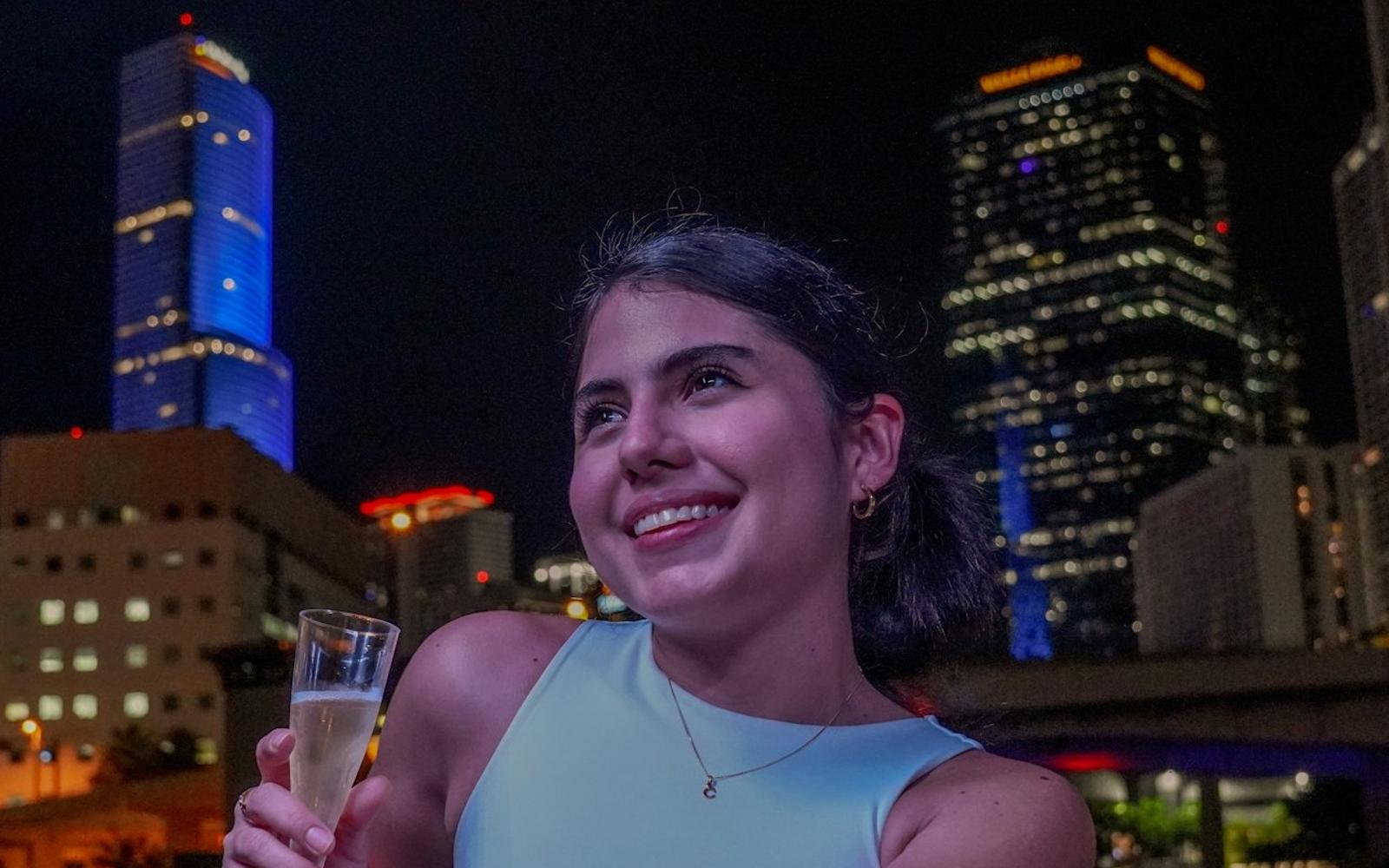 Miami: Semi-Private Boat Tour + Drinks tickets at Miami Boat Tours, Miami