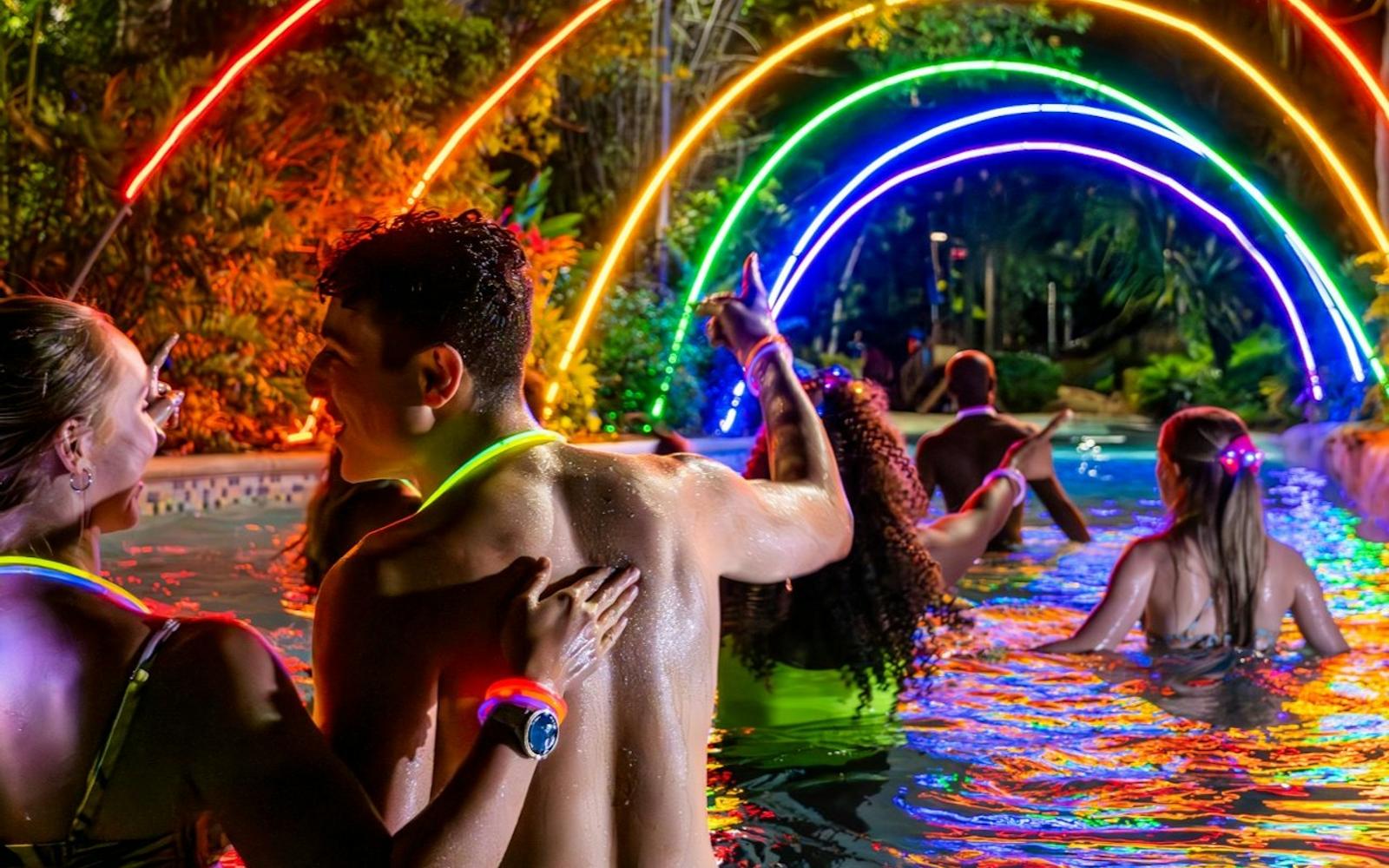 Aquatica Orlando: AquaGlow After Hours Ticket