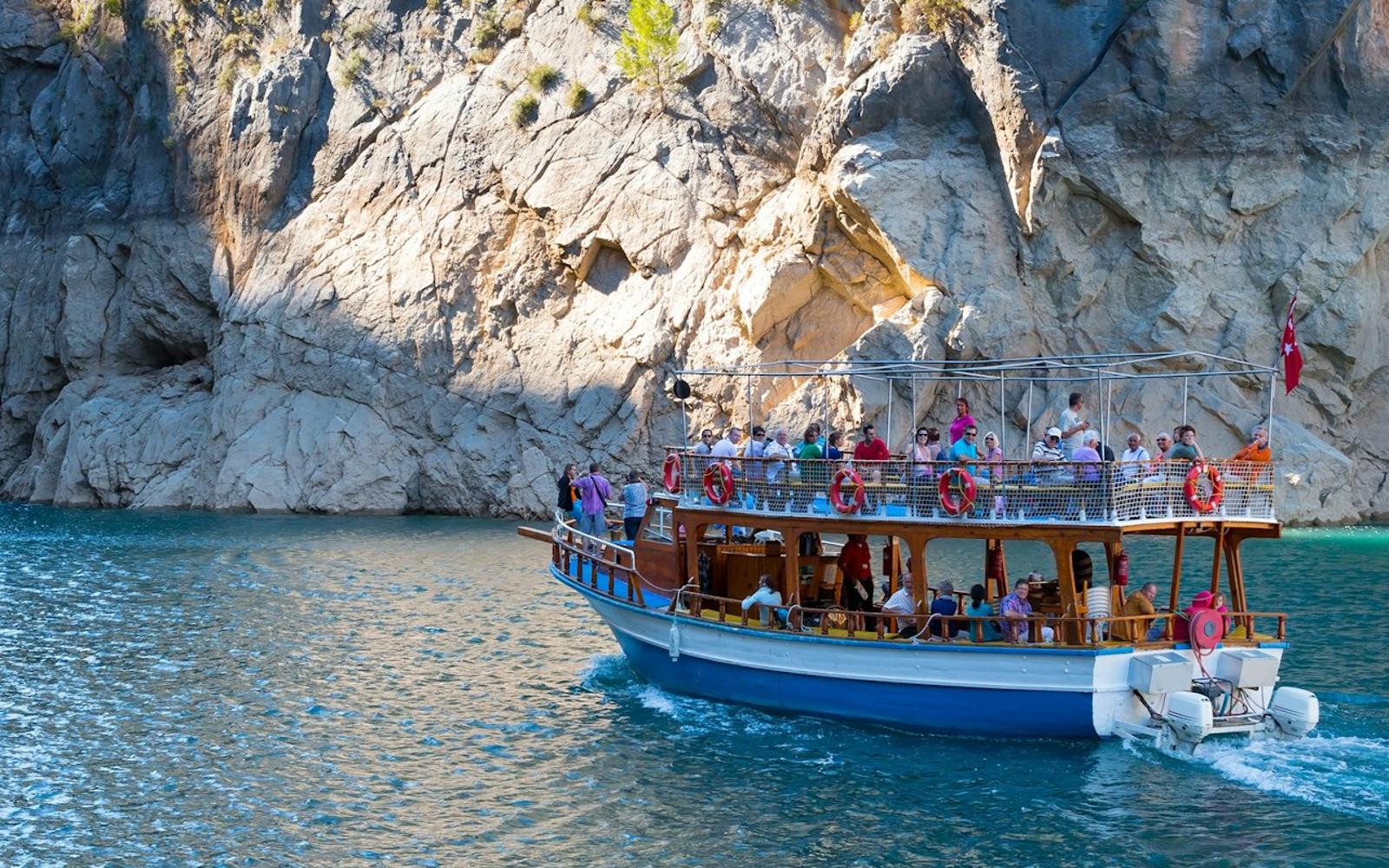 Side: Guided Jeep Safari + Boat Tour + Lunch
