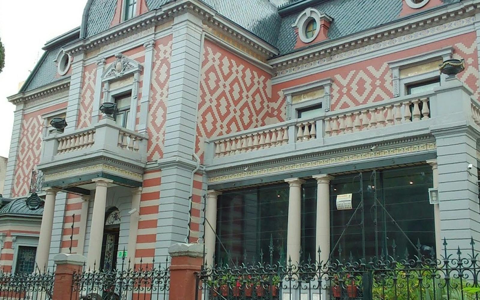 Ripley's and Wax Museum: Entry + Transportation tickets at Wax Museum Mexico City, Mexico City
