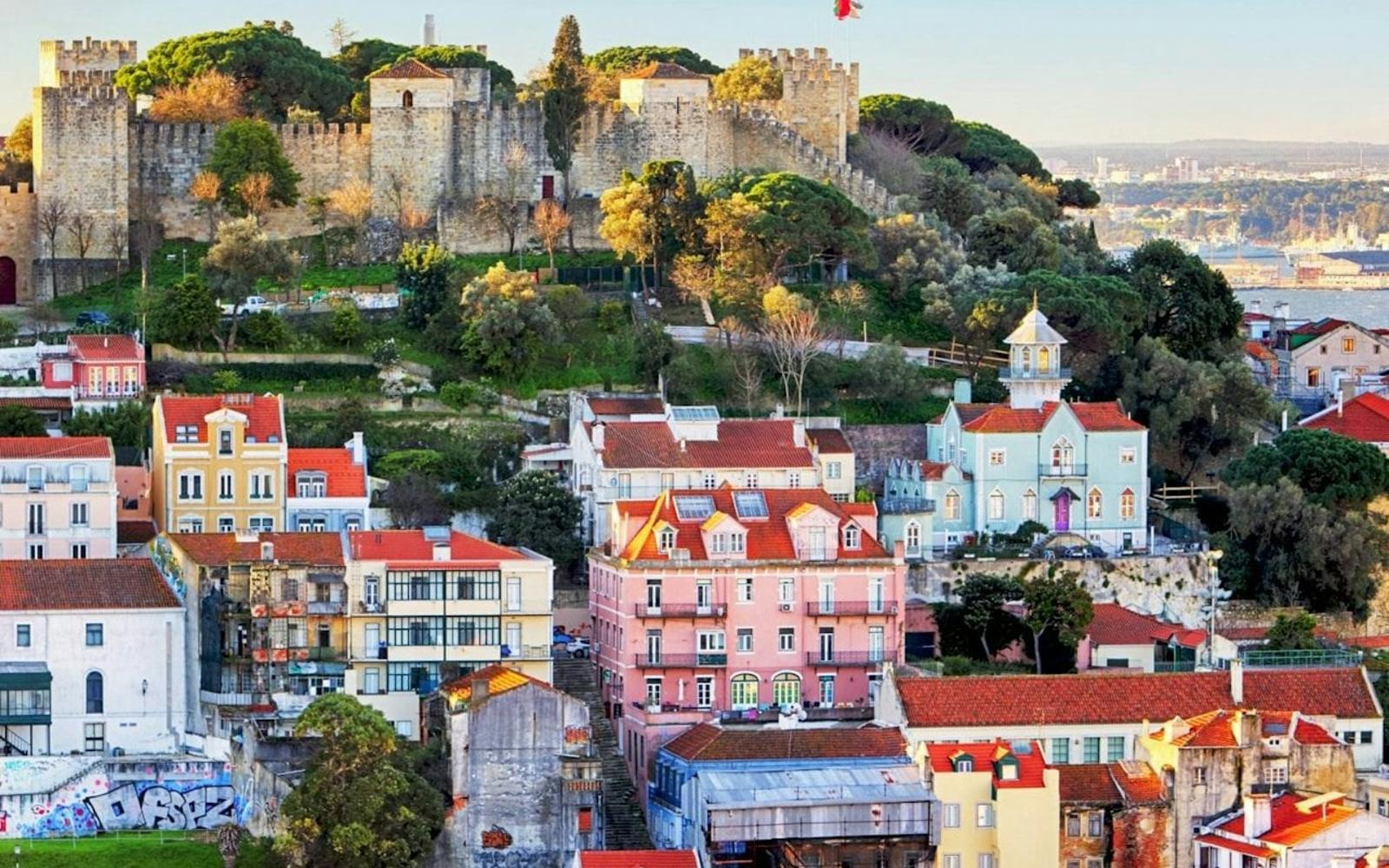 São Jorge Castle: Entry Ticket + Express Audio Guide