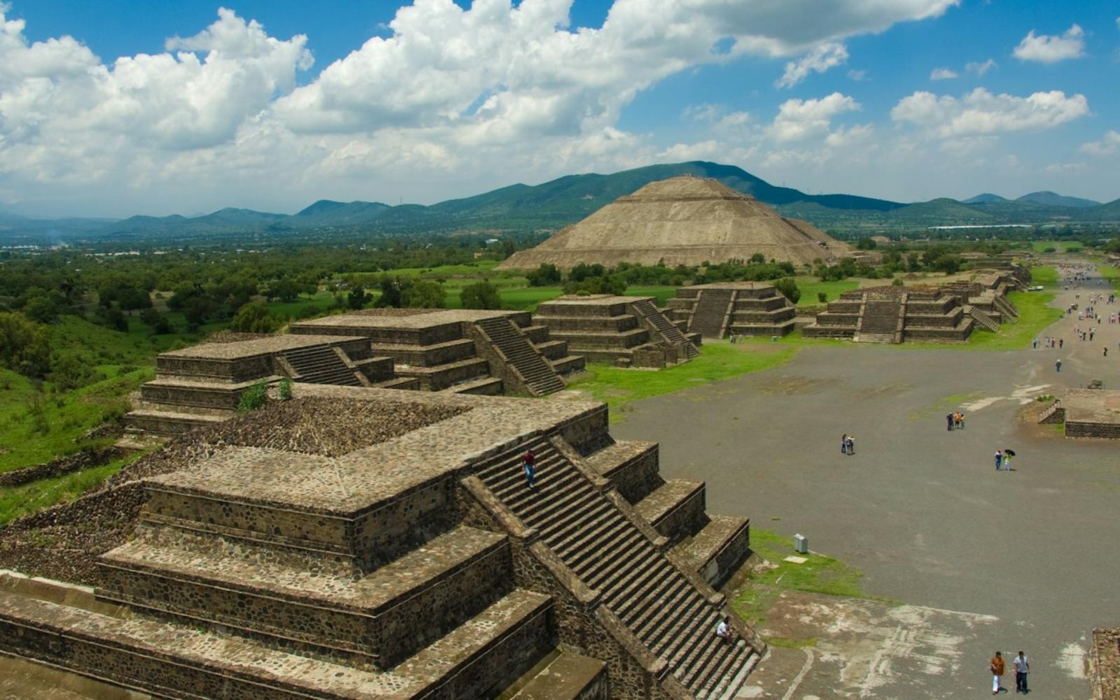 Teotihuacán: Fast Track Ticket