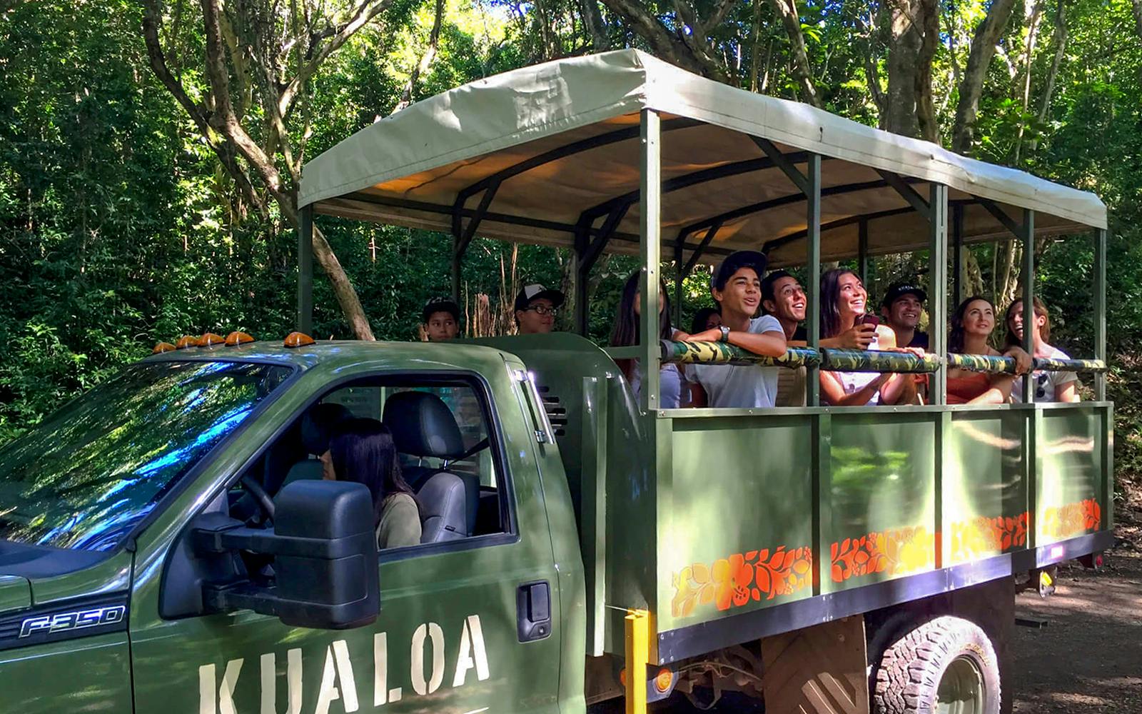 Kualoa Ranch: Jurassic Adventure Tour