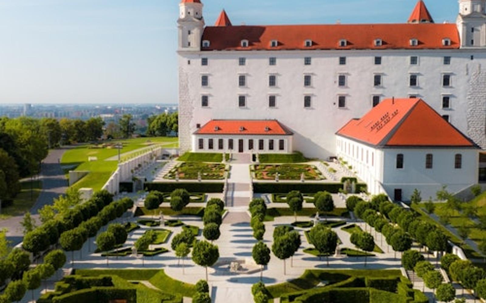 Bratislava: Opastettu kävelykierros + Pääsy linnalle