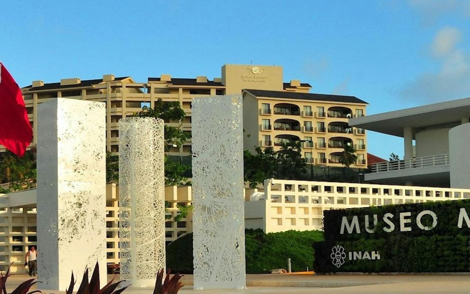 Cancun: San Miguelito & Mayan Museum