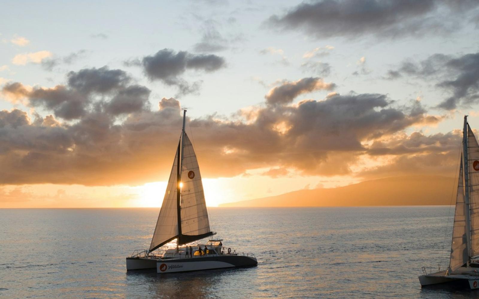 Akialoa: Sunset Sail
