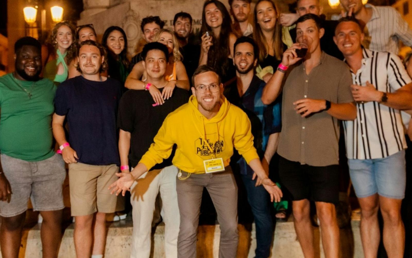 Lisbon: Guided Pub Crawl + 8 Drinks + VIP Club Entry tickets at Lisbon Food and Drinks, Lisbon