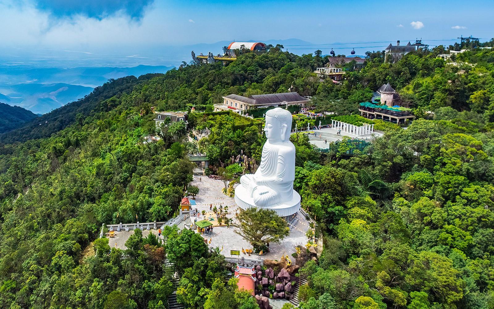 Join In Bus One Way & Round-Trip Transfers to & from Da Nang to Ba Na Hills tickets, Da Nang