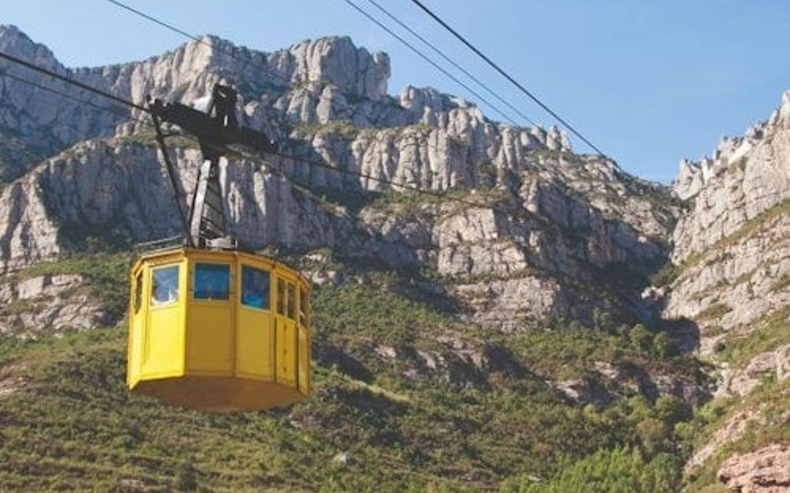 Tot Montserrat Card: Public Transport from Barcelona + Lunch tickets at Montserrat Day Trips from Barcelona, بارسلونا