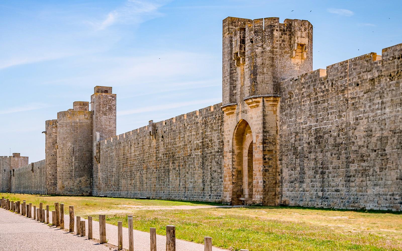 Towers & Walls Of Aigues-Mortes Tickets