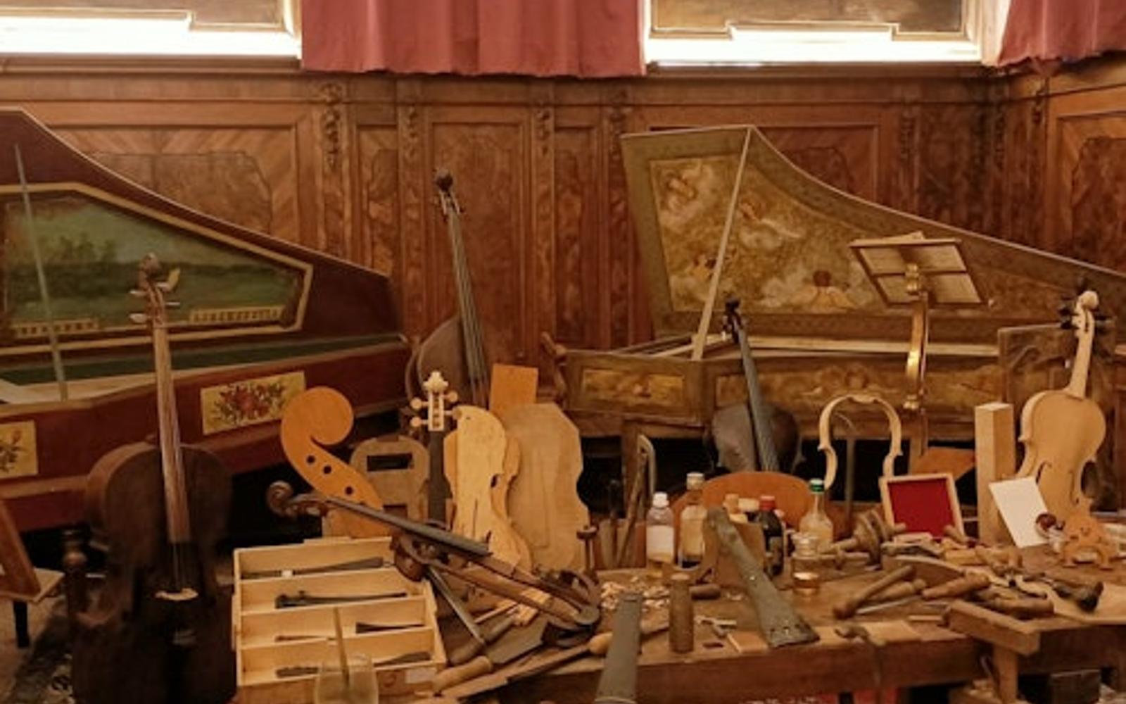 Venice: Classical Concert by Interpreti Veneziani + Music Museum & Audio Guide