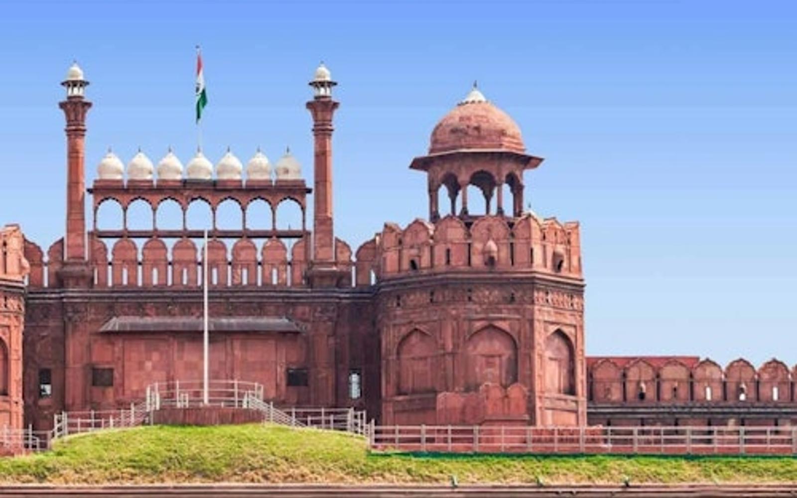 New Delhi: Guided Day Tour + Roundtrip Transfer tickets at New Delhi City Tours, New Delhi