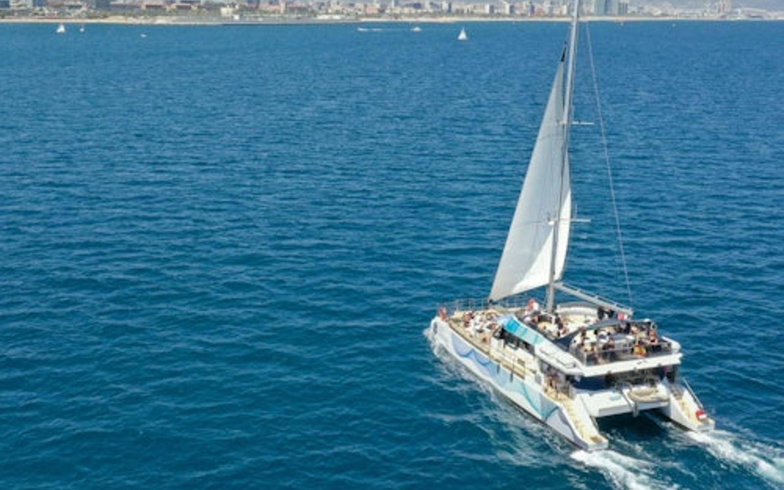 Barcelona: Eco Catamaran Coastline Tour tickets at Barcelona Boat Trips, بارسلونا