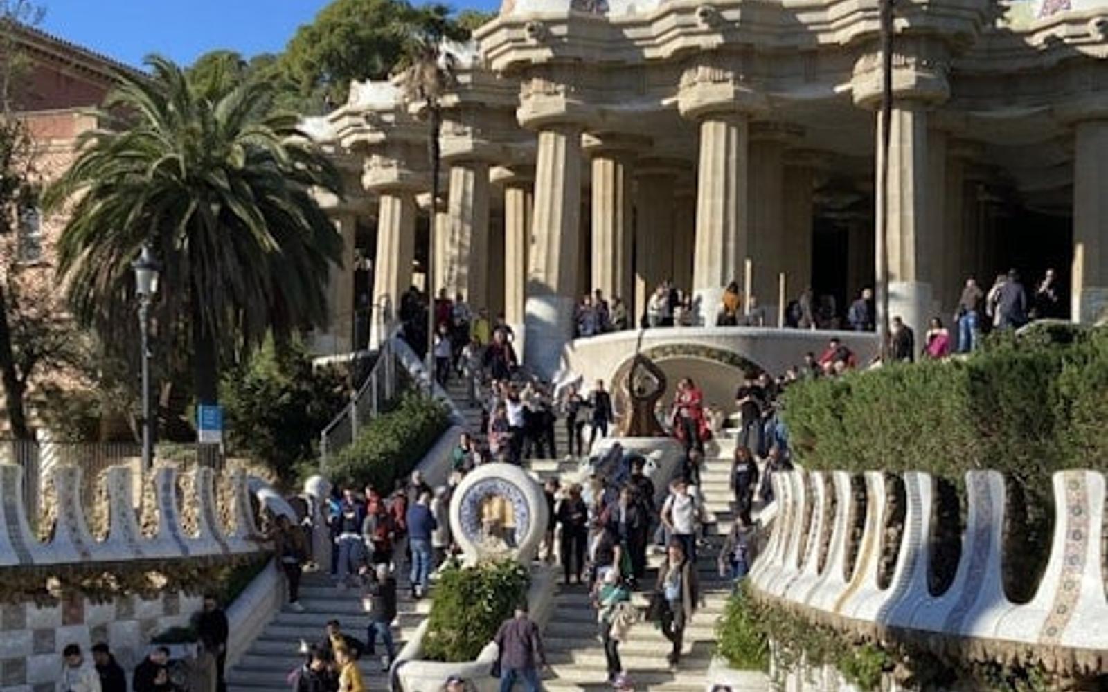 Park Guell: Exploration Game for Kids