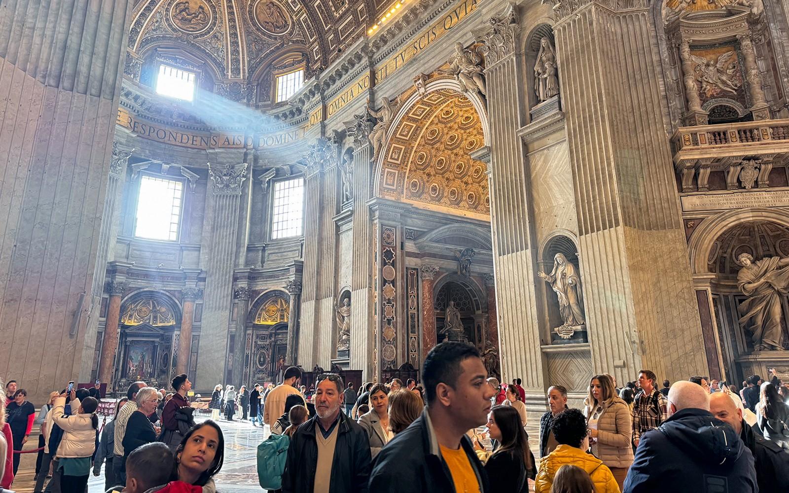 Entrades Reservades a la Basílica de Sant Pere amb Accés al Dom