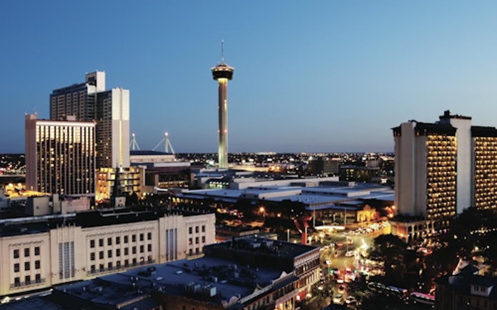 San Antonio: Highlights + Alamo Guided Tour