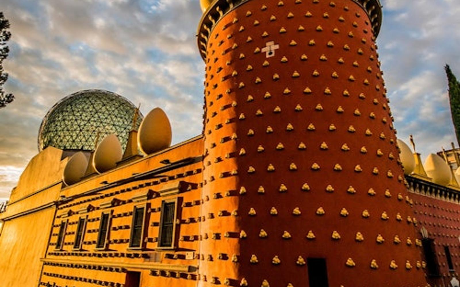Dalí Theatre and Museum: Entry Ticket + Guided Tour