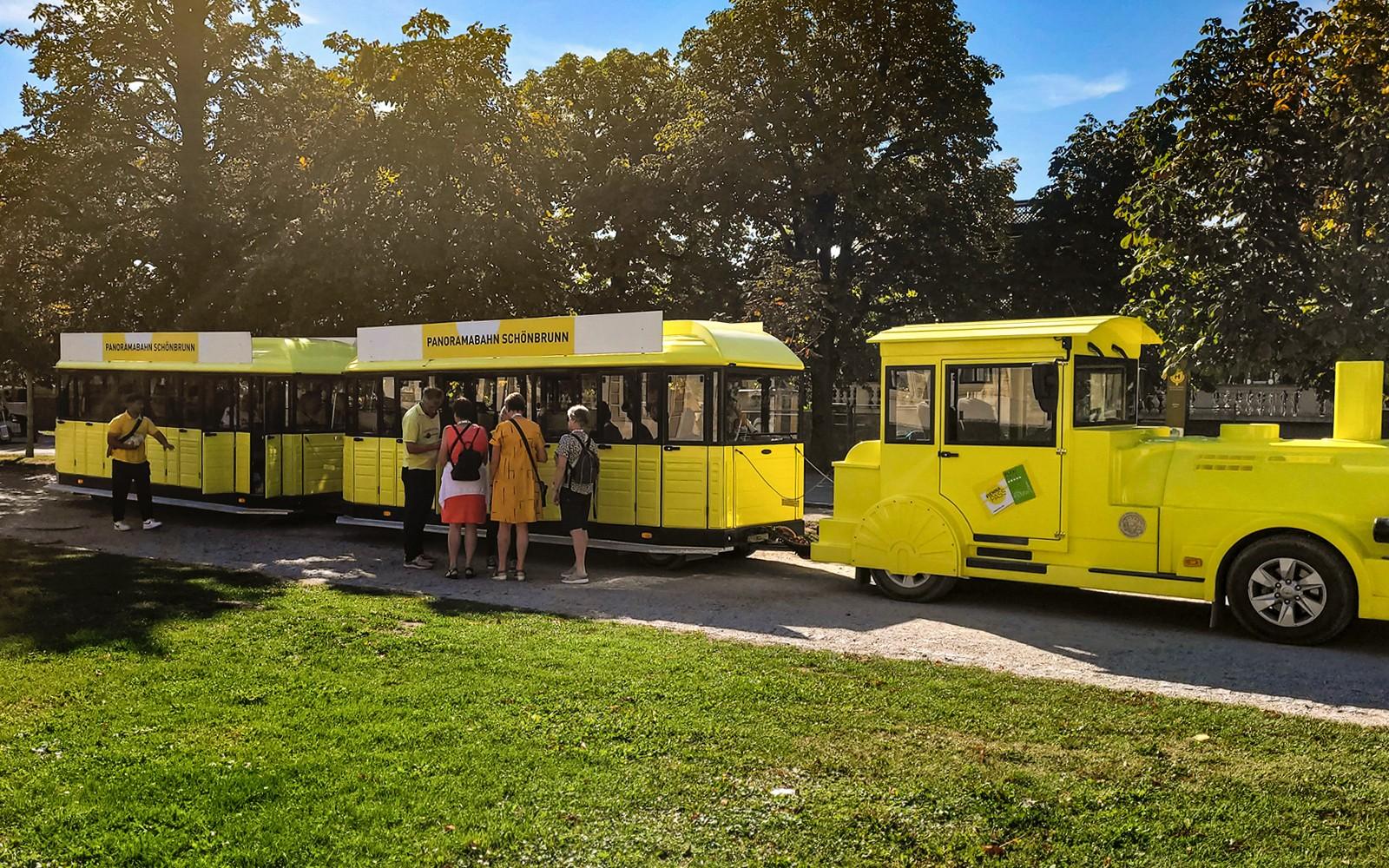Schönbrunn Palace Panorama Train Ride Tickets
