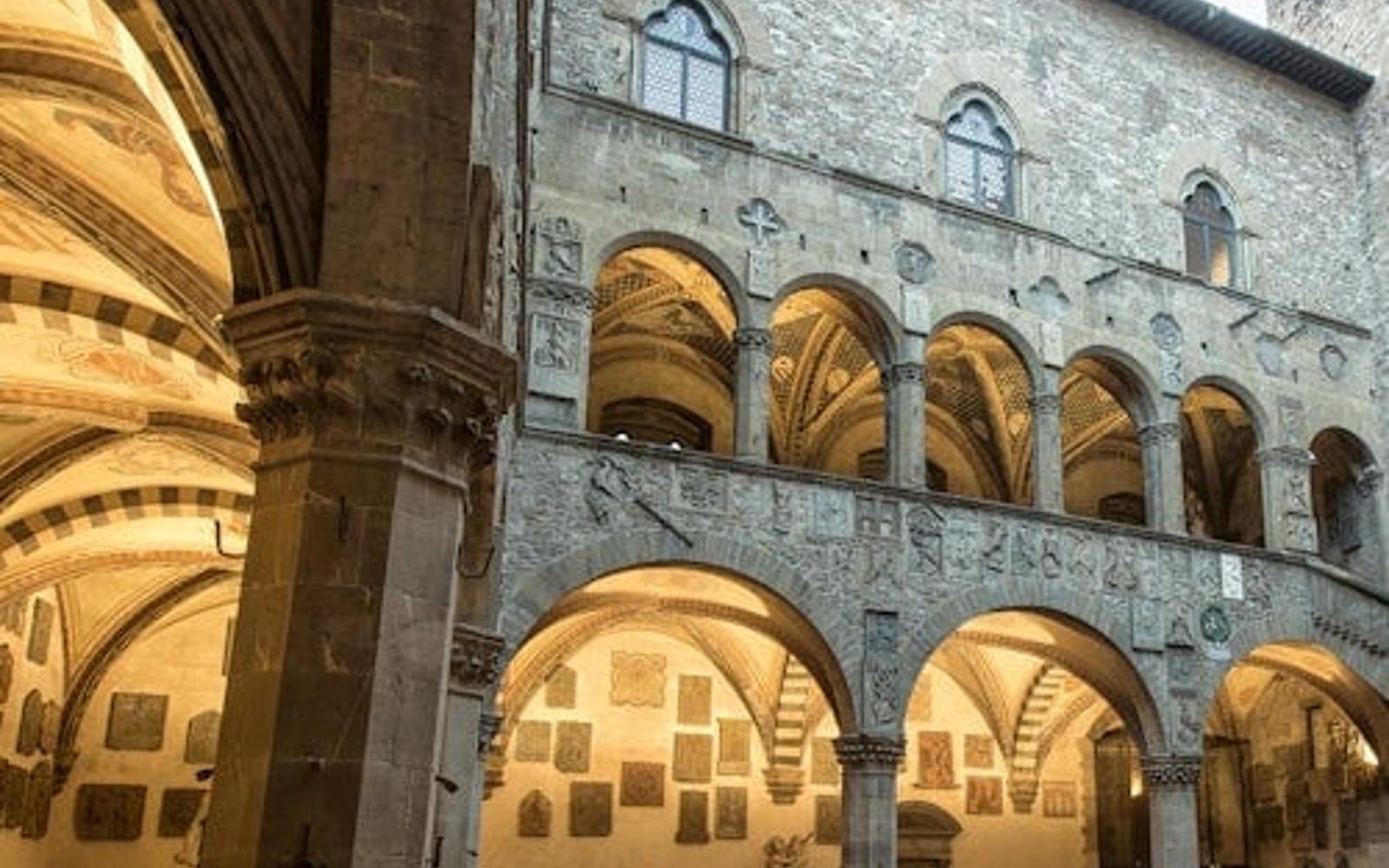 Florence: Guided City Tour + Museo Nazionale del Bargello Skip The Line Entry